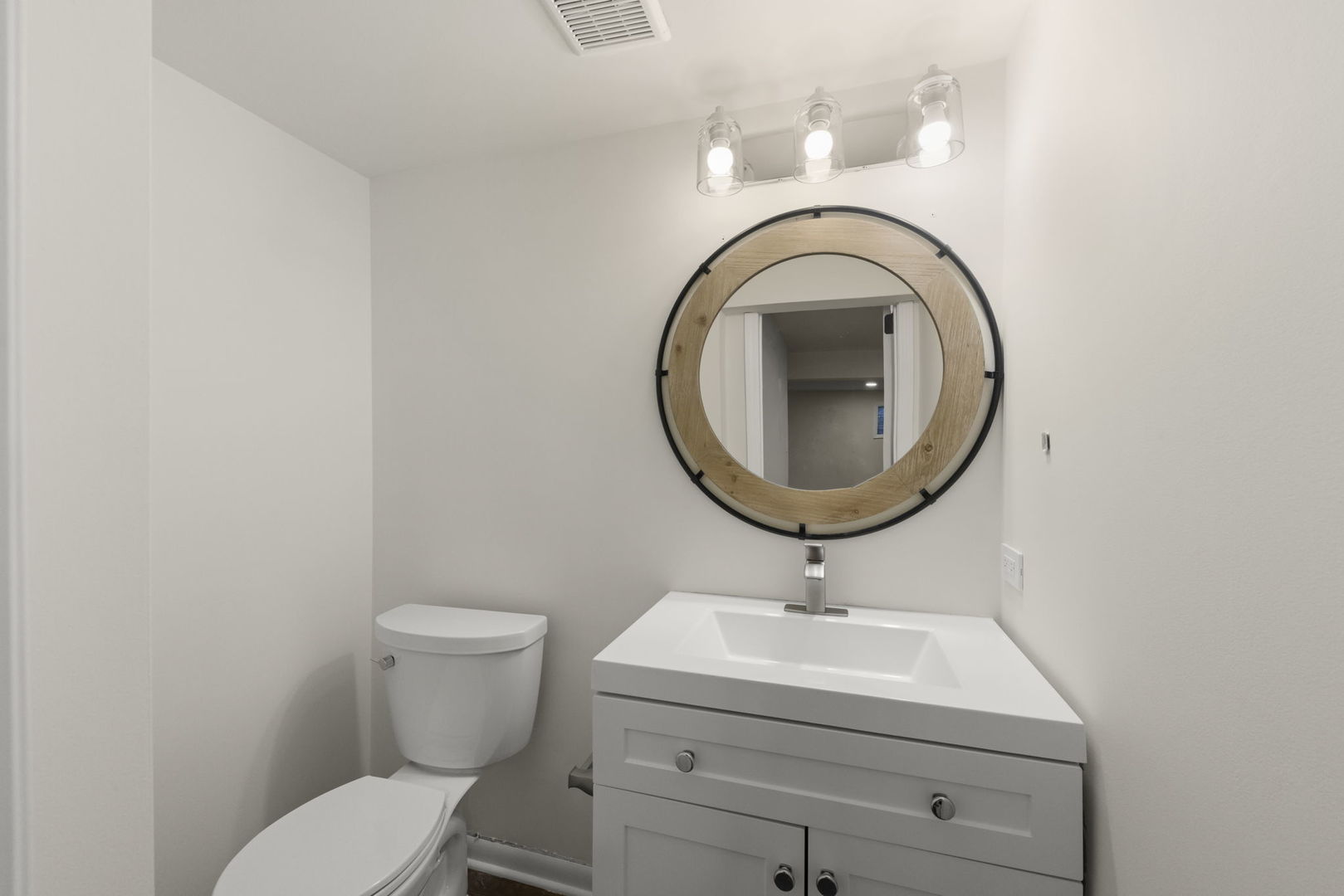 2823 Cooper Court, Woodridge, IL 60517