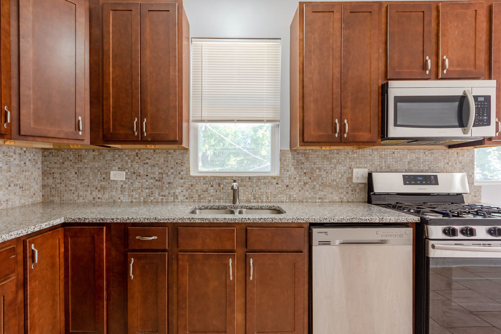 7933 S Constance Avenue, Chicago, IL 60617