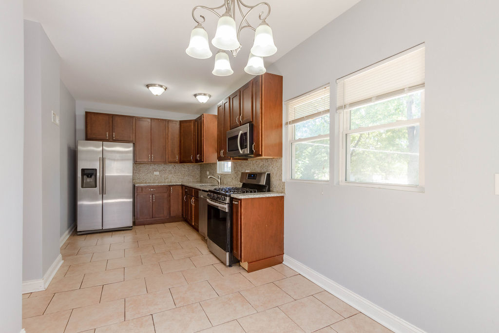 7933 S Constance Avenue, Chicago, IL 60617