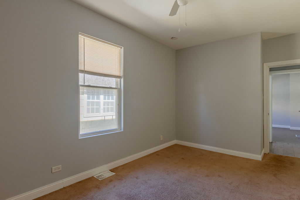 7933 S Constance Avenue, Chicago, IL 60617