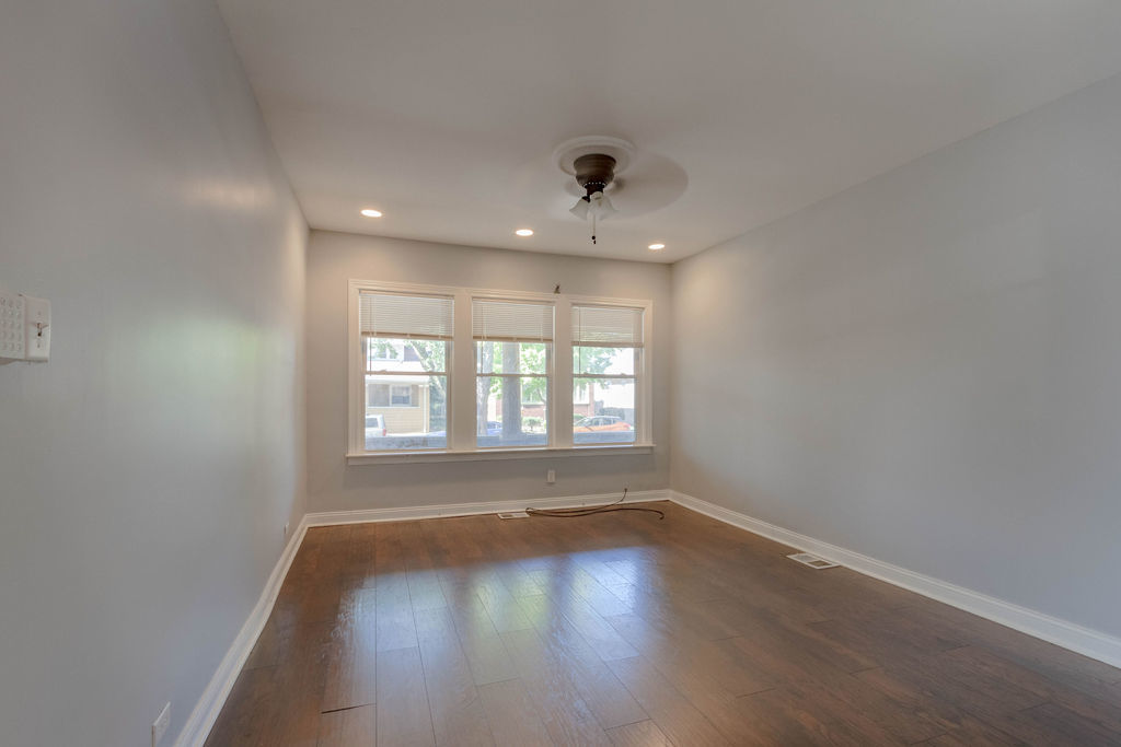 7933 S Constance Avenue, Chicago, IL 60617