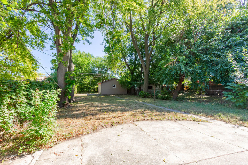 7933 S Constance Avenue, Chicago, IL 60617