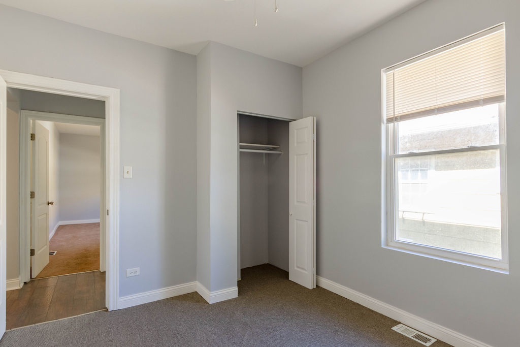 7933 S Constance Avenue, Chicago, IL 60617