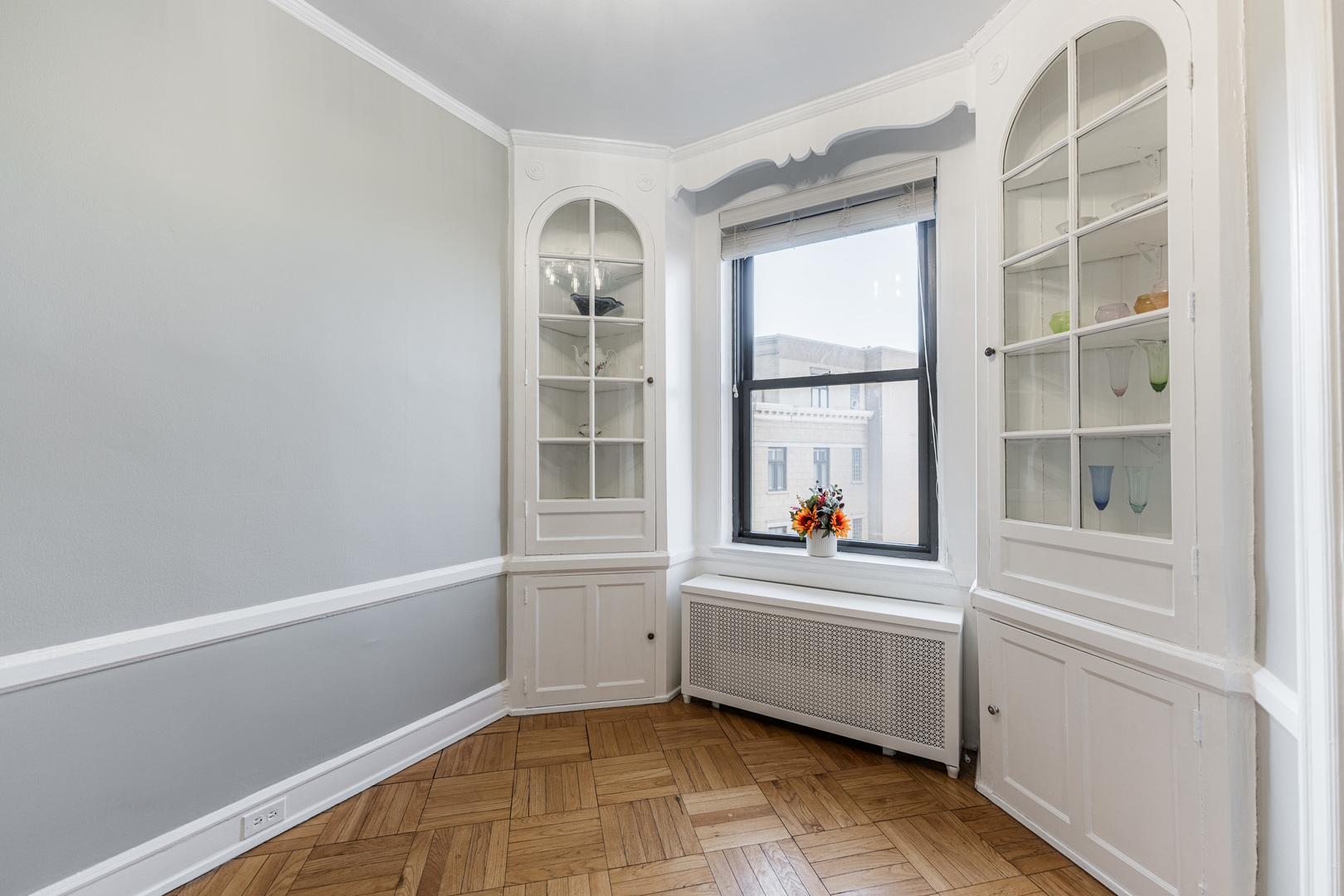 2000 N Lincoln Park West Parkway #607, Chicago, IL 60614