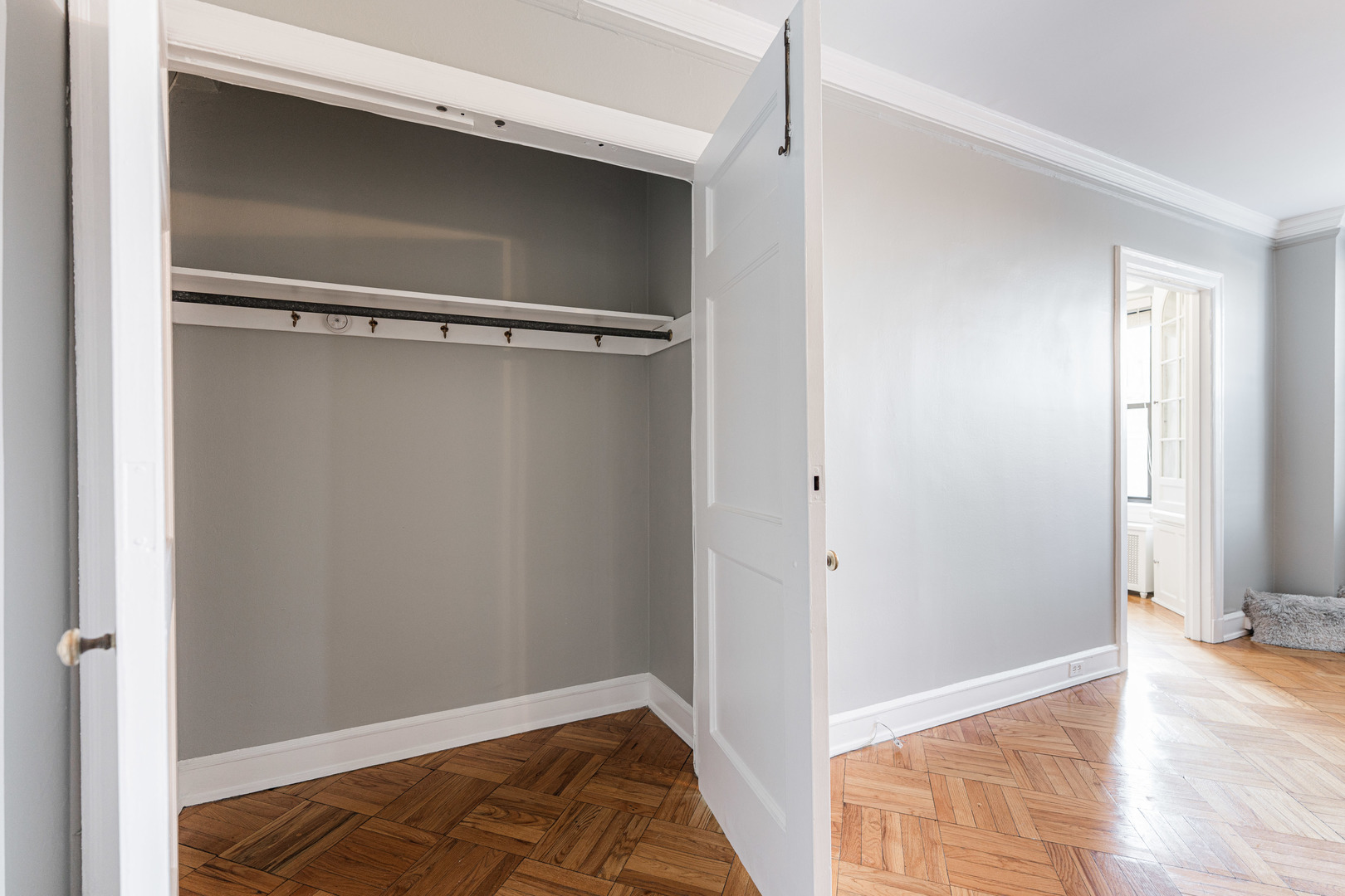 2000 N Lincoln Park West Parkway #607, Chicago, IL 60614