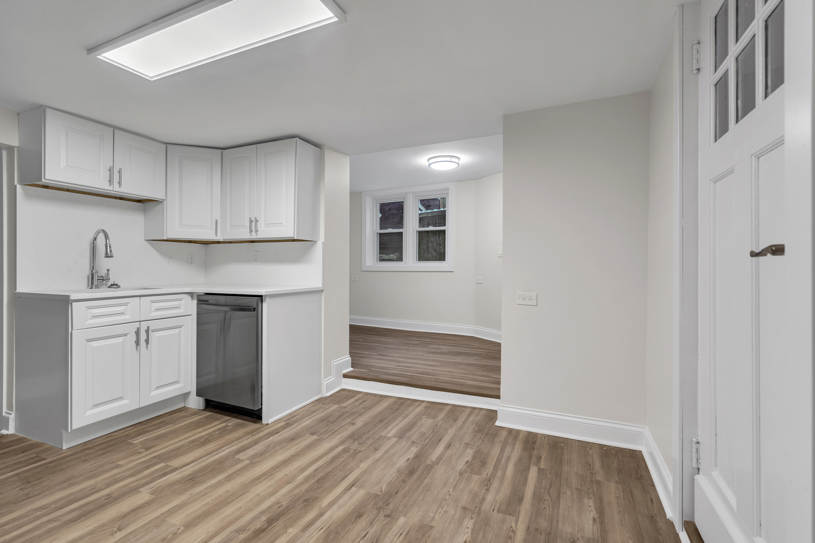 1155 Saint Johns Avenue #H, Highland Park, IL 60035