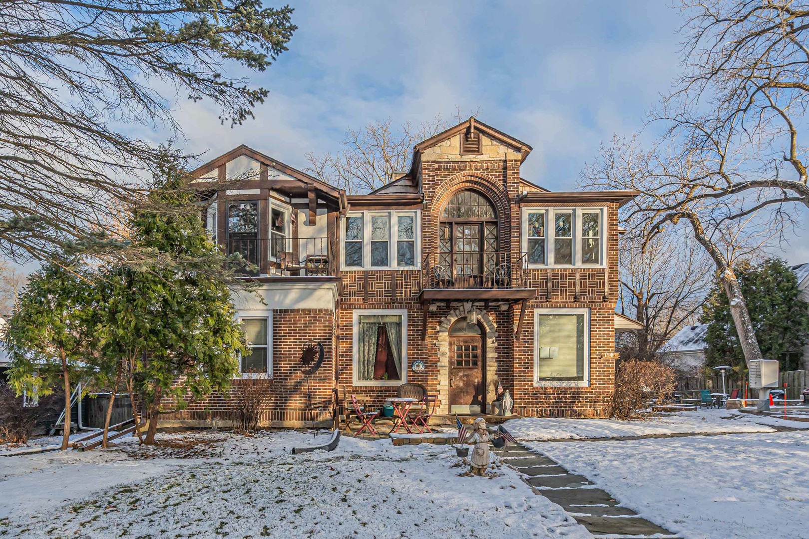 1155 Saint Johns Avenue #H, Highland Park, IL 60035