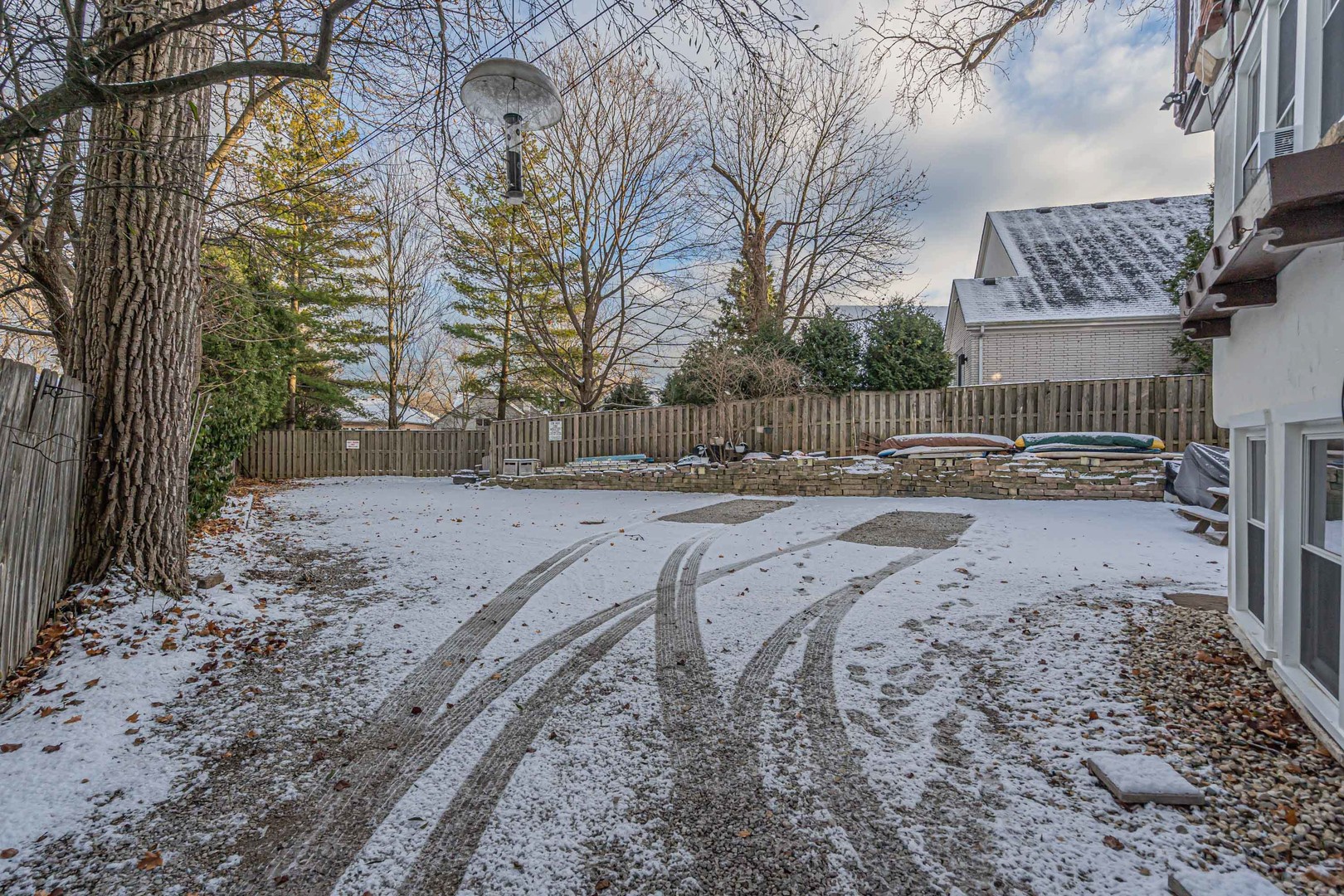 1155 Saint Johns Avenue #H, Highland Park, IL 60035