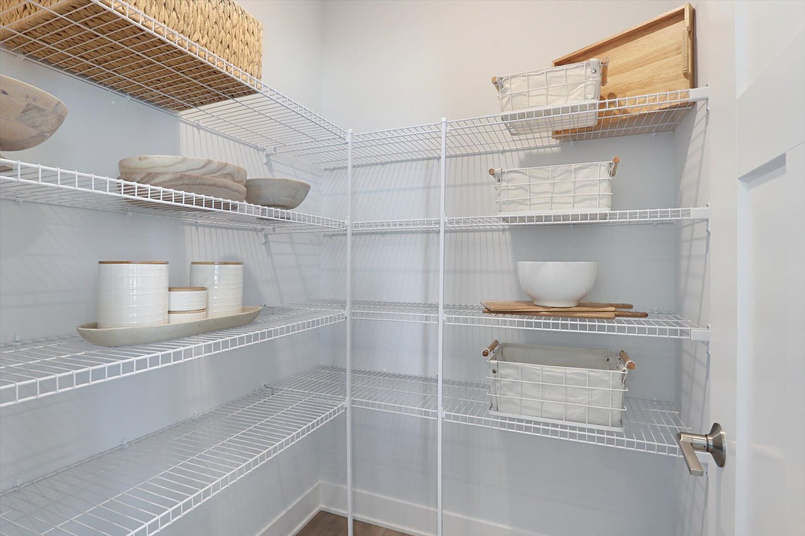 734 Alberta Avenue, Oswego, IL 60543