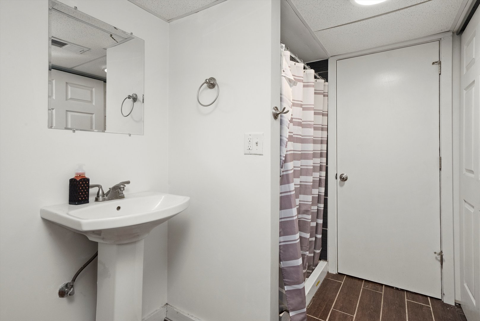 7228 S Oketo Avenue, Bridgeview, IL 60455