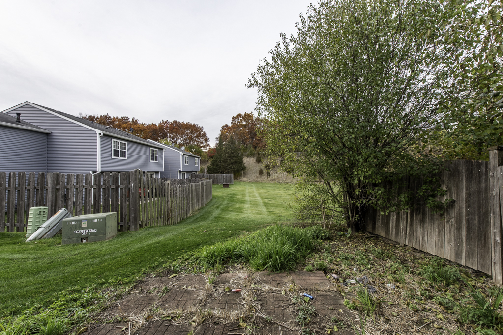 542 Normandie Lane, Round Lake Beach, IL 60073