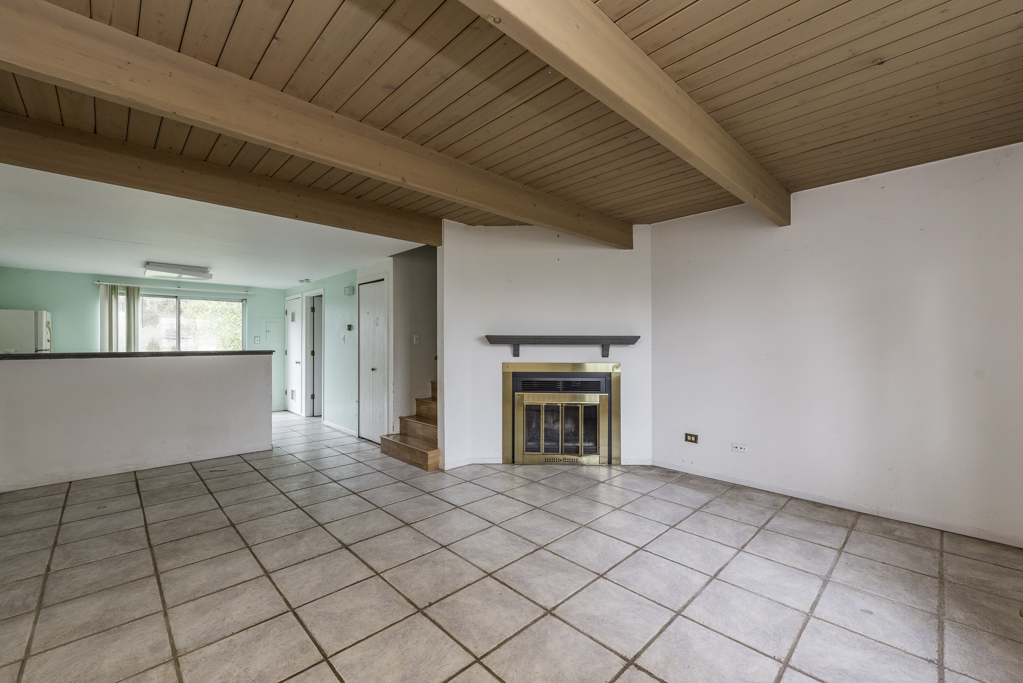 542 Normandie Lane, Round Lake Beach, IL 60073