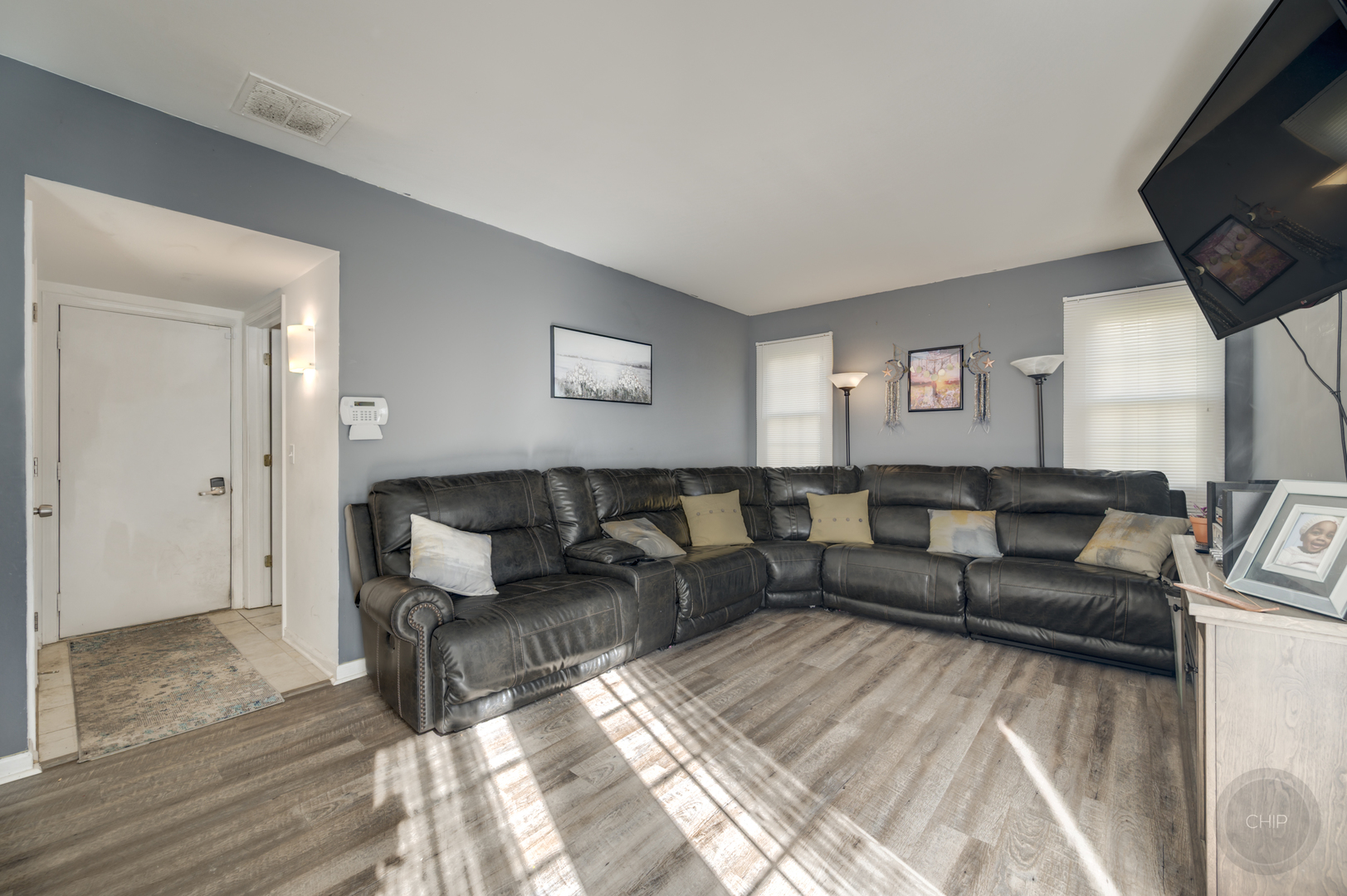 1133 JENNIFER Lane, Bolingbrook, IL 60440