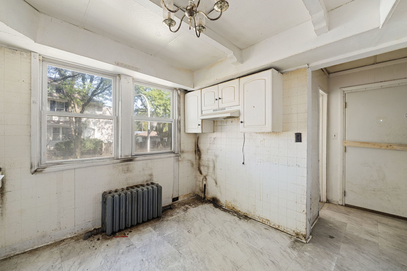 1059 N Lorel Avenue, Chicago, IL 60651