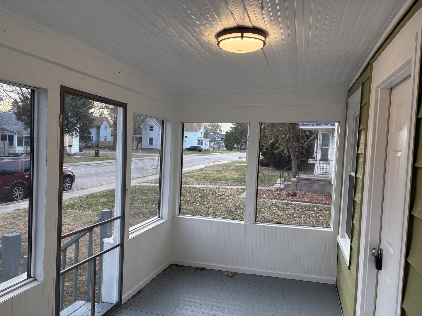 304 1/2 W 7th Street, Sterling, IL 61081