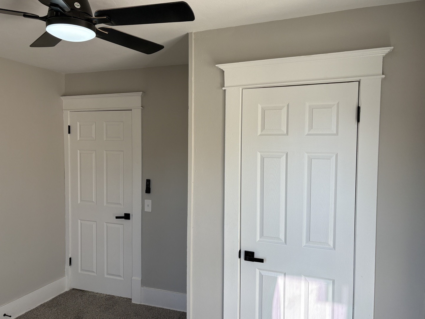 304 1/2 W 7th Street, Sterling, IL 61081