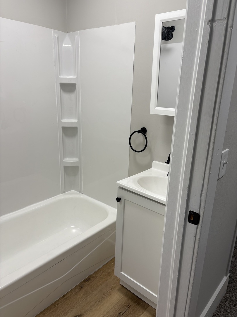 304 1/2 W 7th Street, Sterling, IL 61081