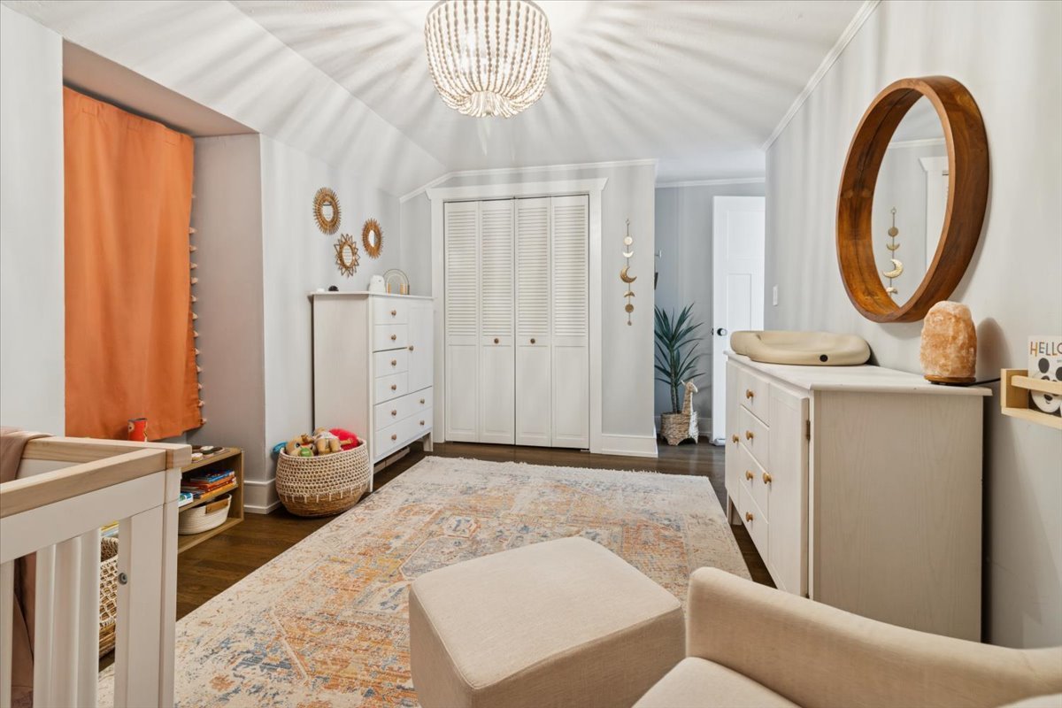 746 N Pine Avenue, Arlington Heights, IL 60004