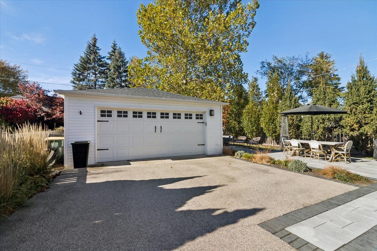 746 N Pine Avenue, Arlington Heights, IL 60004