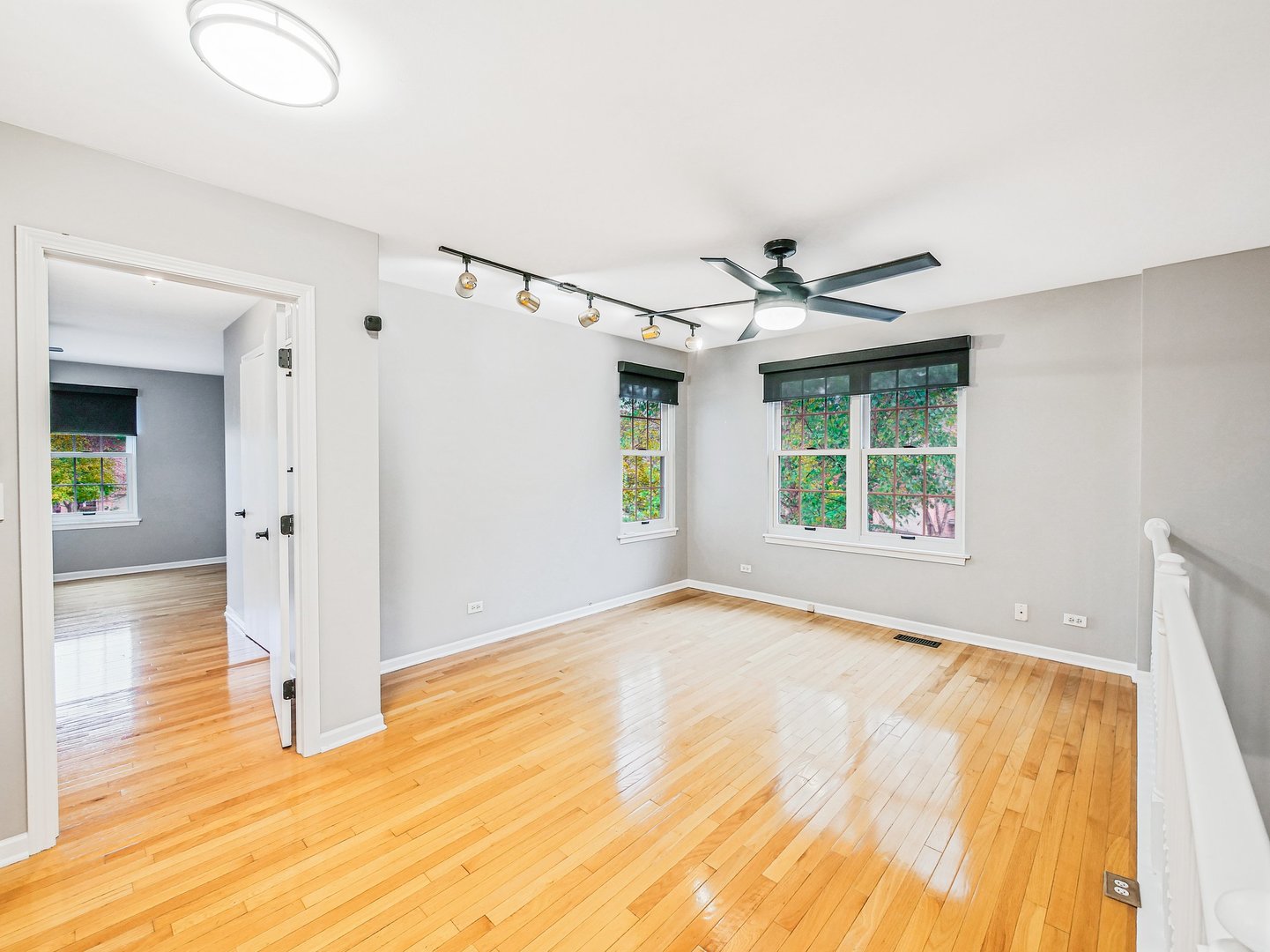 853 Rosebud Court, Roselle, IL 60172