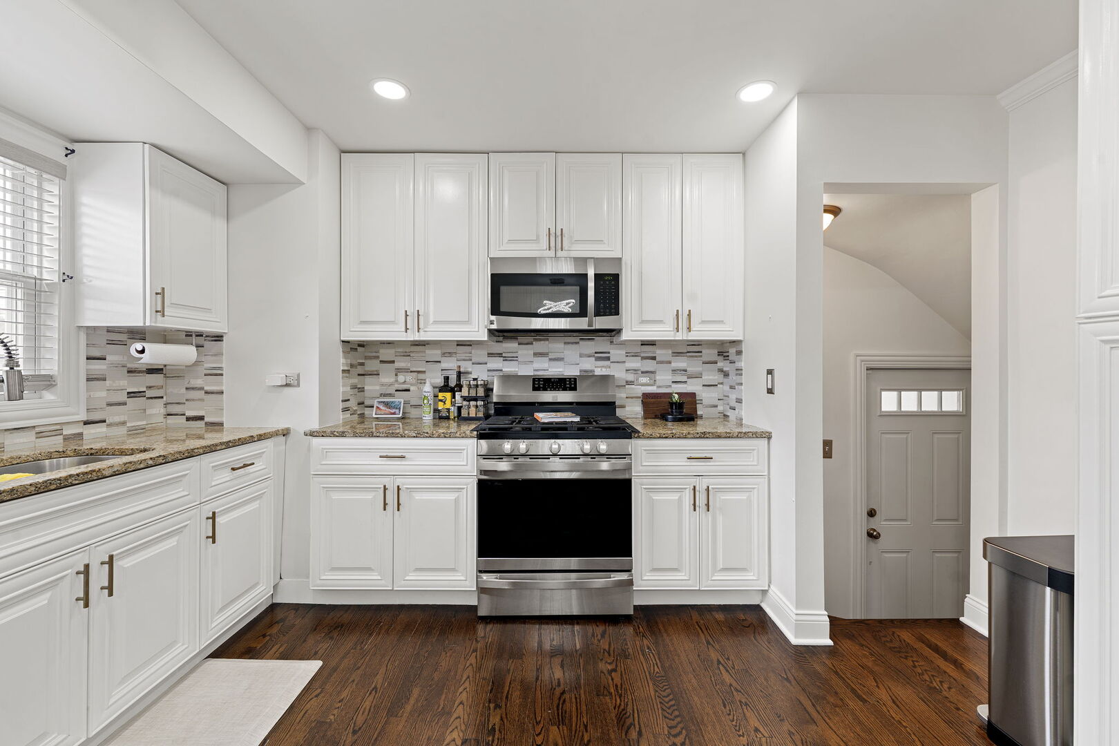 1514 N 22nd Avenue, Melrose Park, IL 60160