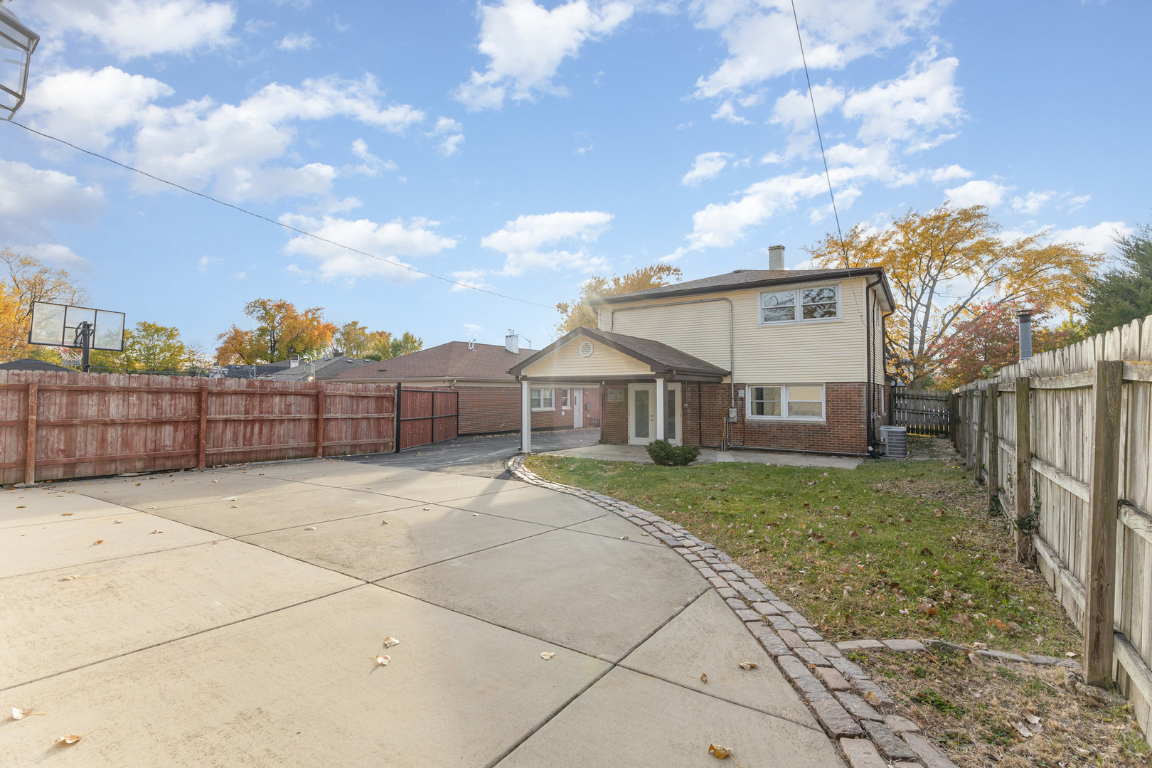 11733 S Sacramento Drive, Merrionette Park, IL 60803