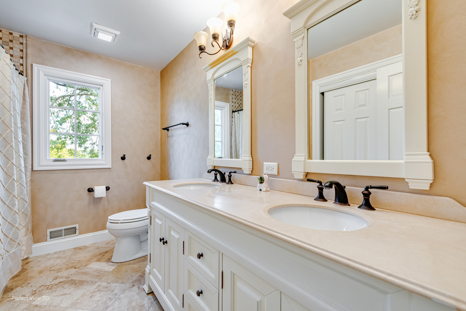 6441 BOBBY JONES Lane, Woodridge, IL 60517