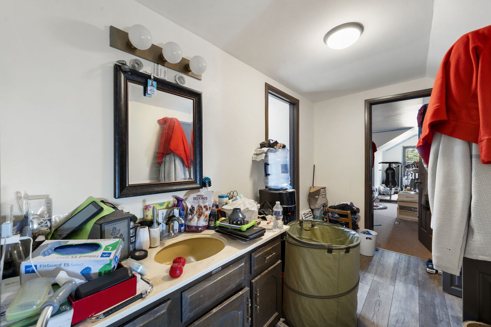 4655 N Keating Avenue, Chicago, IL 60630