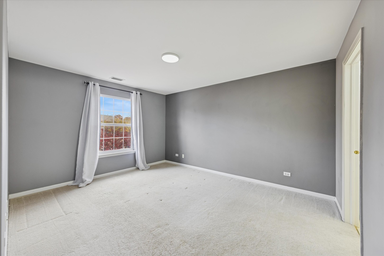 1101 YORKSHIRE Court #C, Elgin, IL 60120