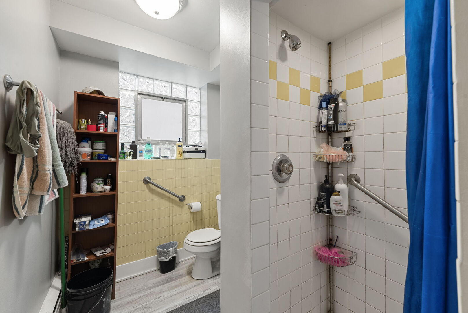 5706 N Saint Louis Avenue, Chicago, IL 60659