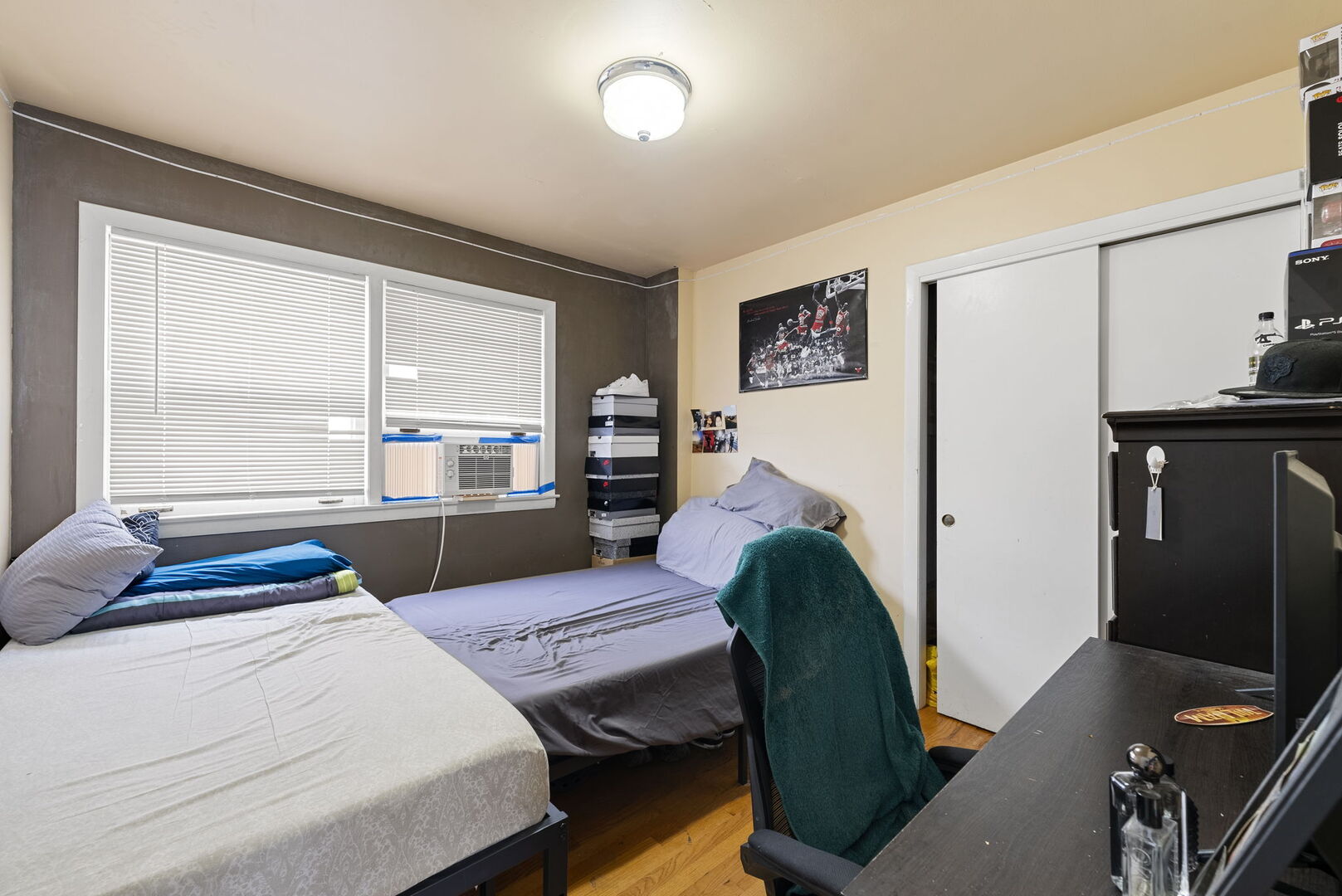 5706 N Saint Louis Avenue, Chicago, IL 60659