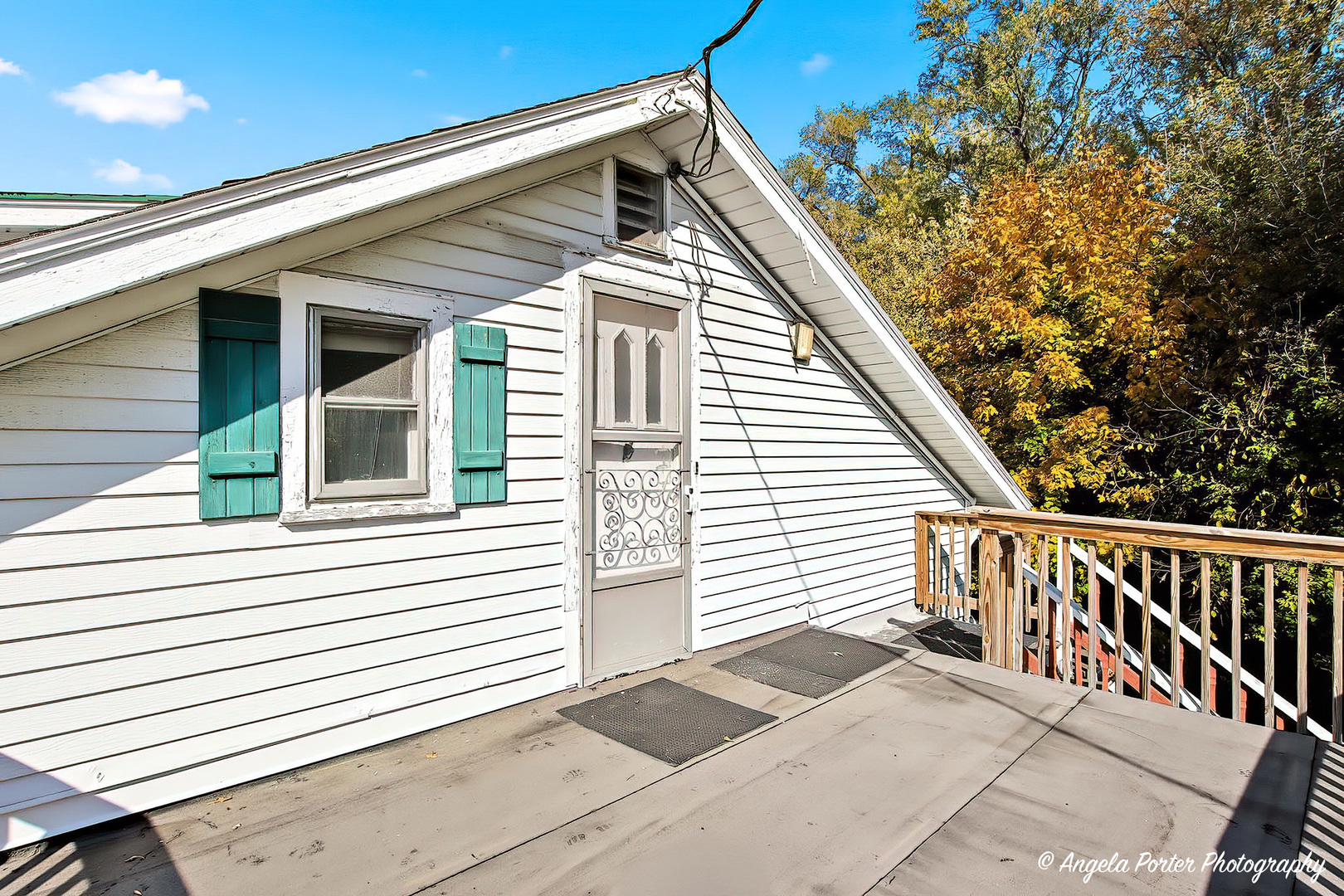 814 N River Road, McHenry, IL 60051