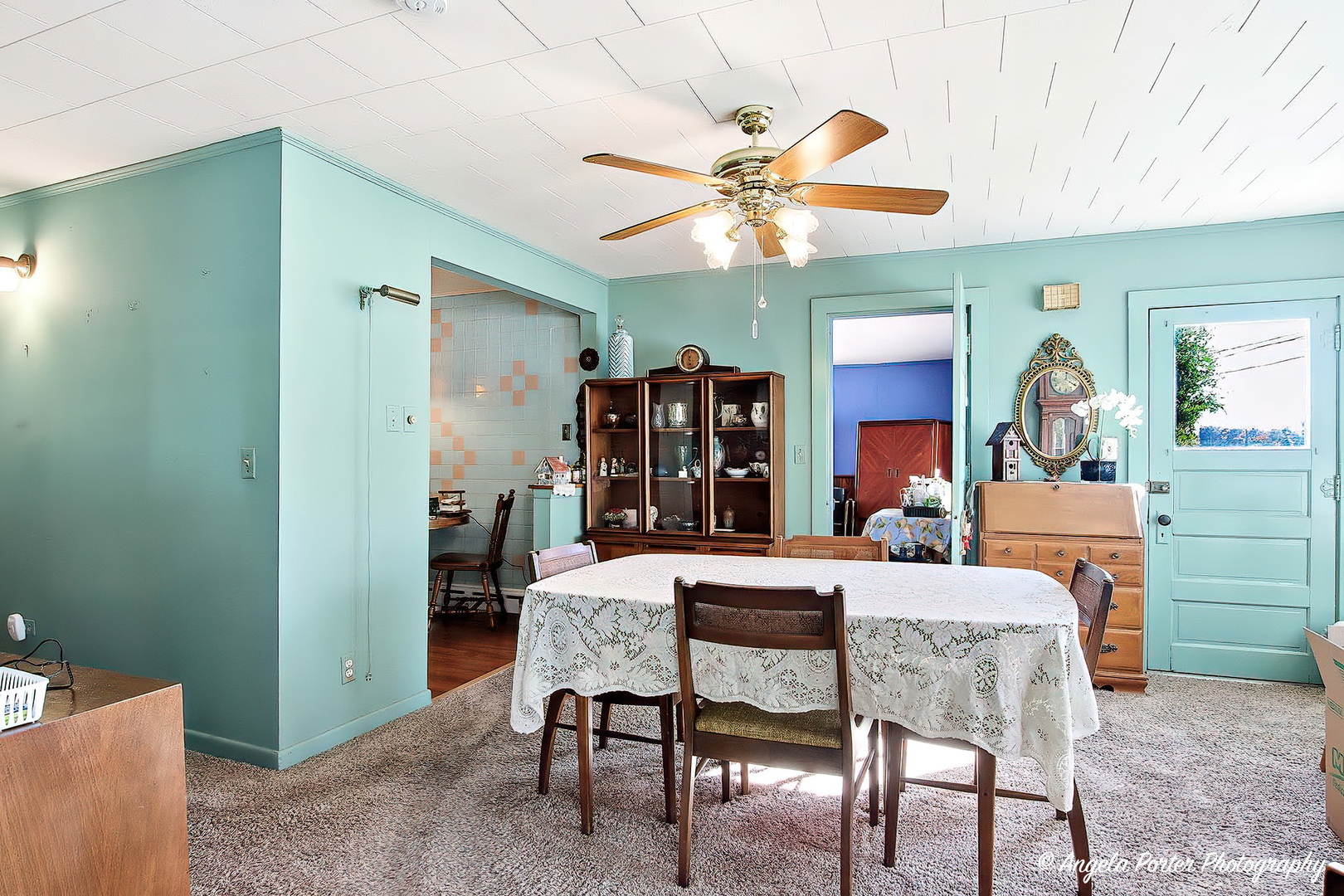 814 N River Road, McHenry, IL 60051