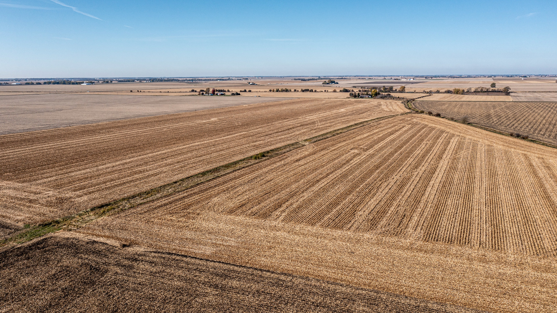 6550 1100 East Street, Buda, IL 61314