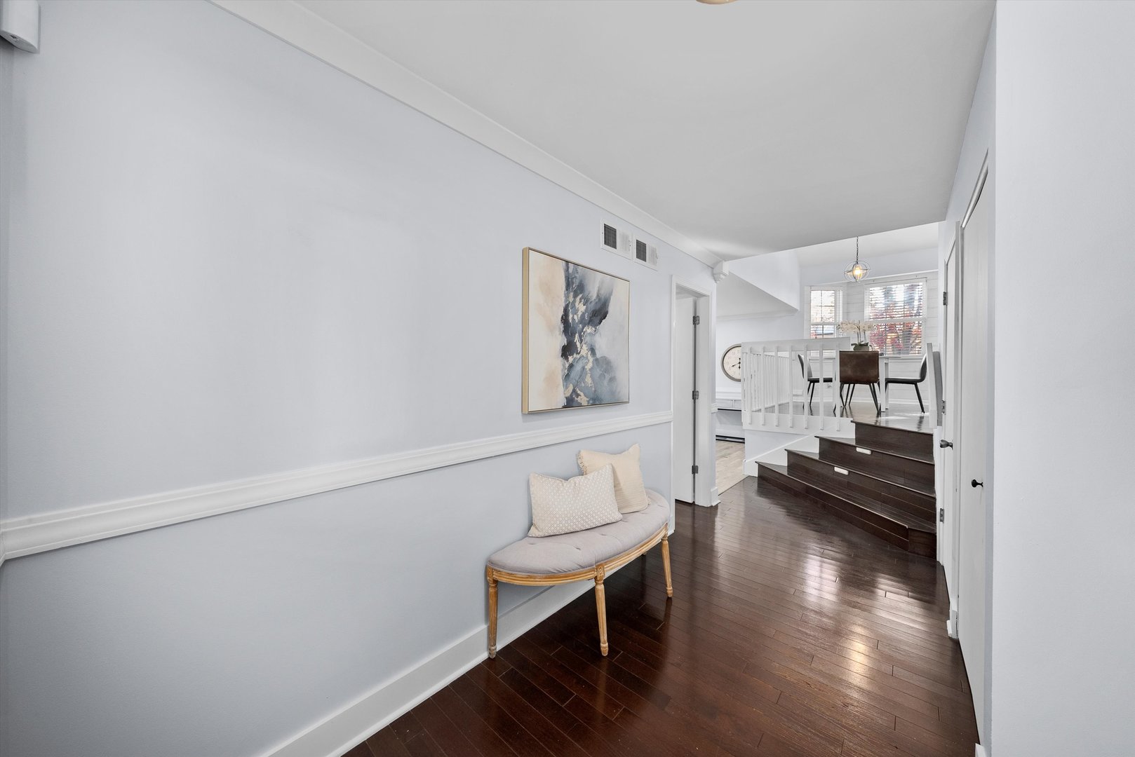 167 Forestview Court, Aurora, IL 60502