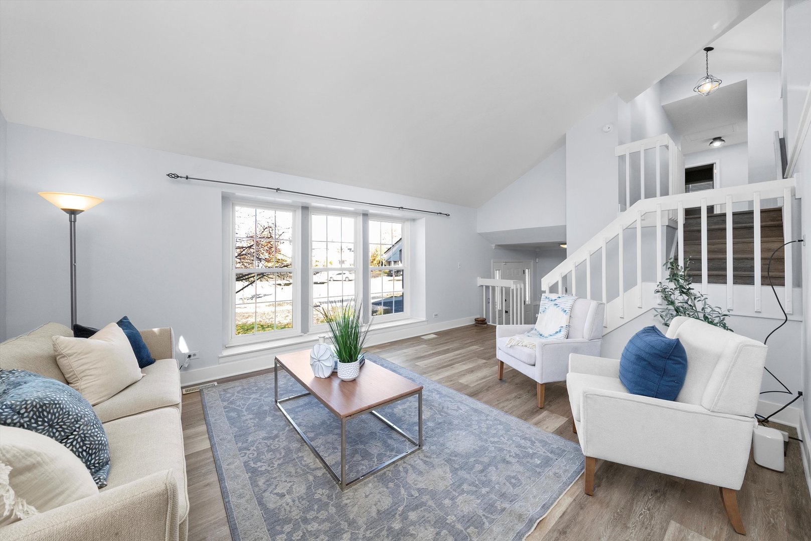 167 Forestview Court, Aurora, IL 60502