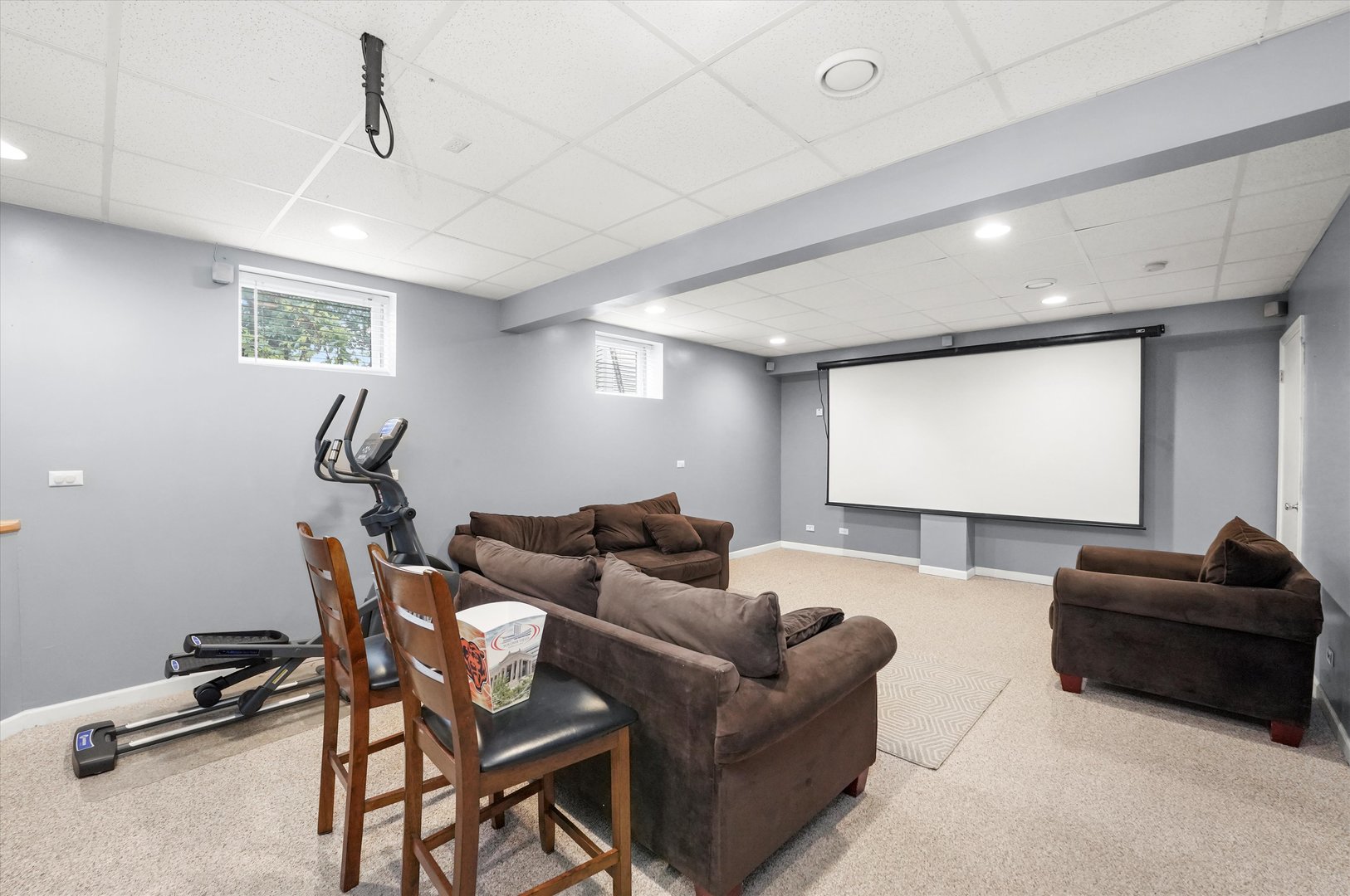 167 Forestview Court, Aurora, IL 60502