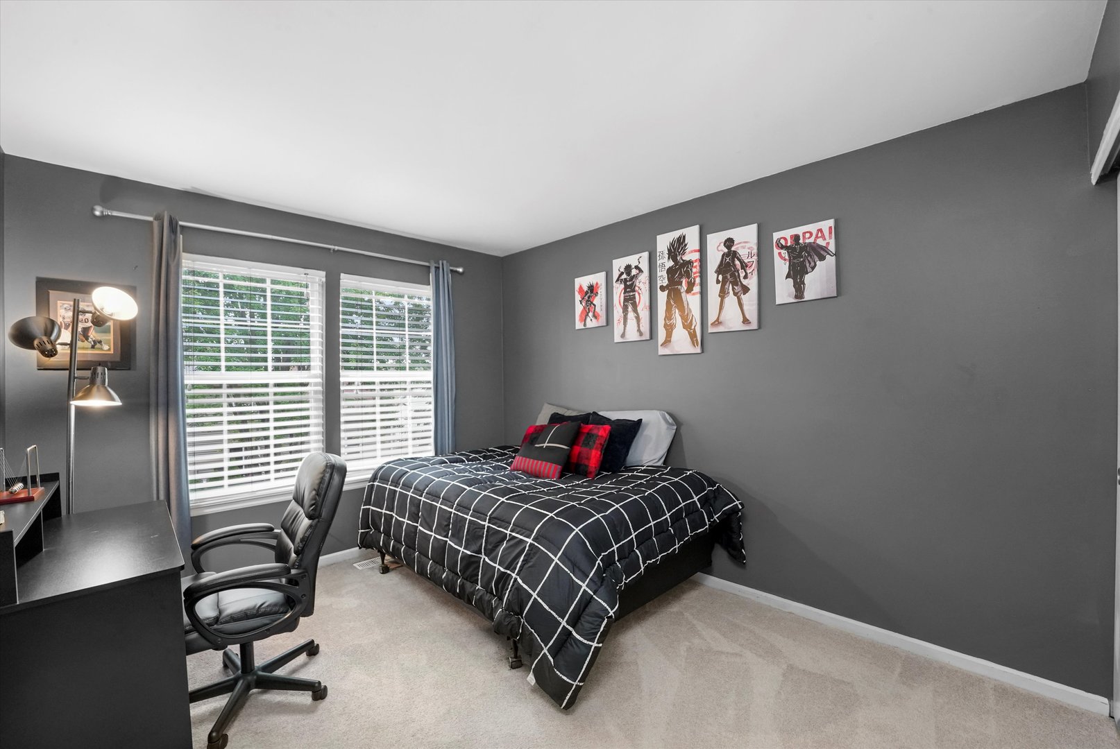 167 Forestview Court, Aurora, IL 60502