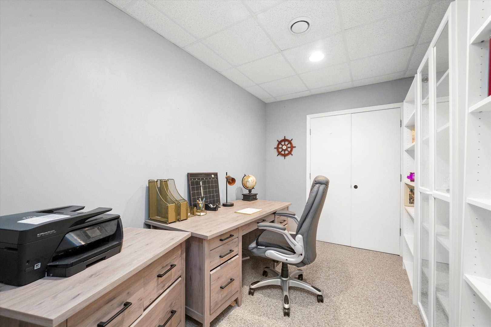 167 Forestview Court, Aurora, IL 60502