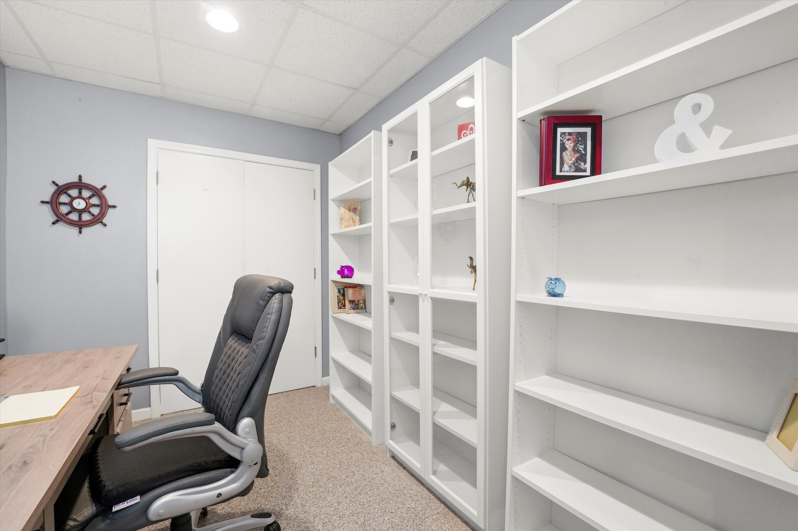 167 Forestview Court, Aurora, IL 60502