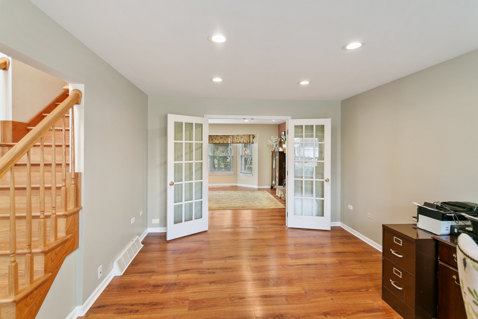 67 Raven Drive, Aurora, IL 60506