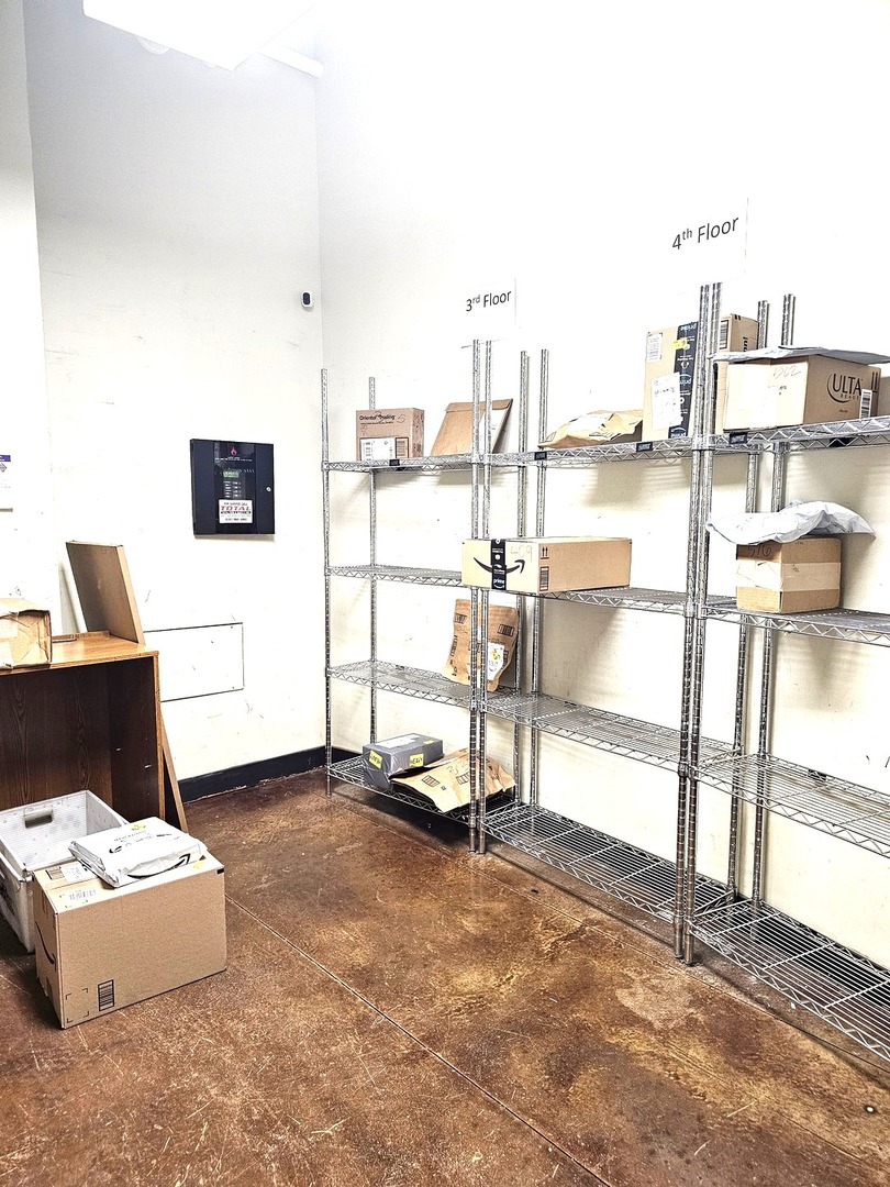 2323 W Pershing Road #230, Chicago, IL 60609