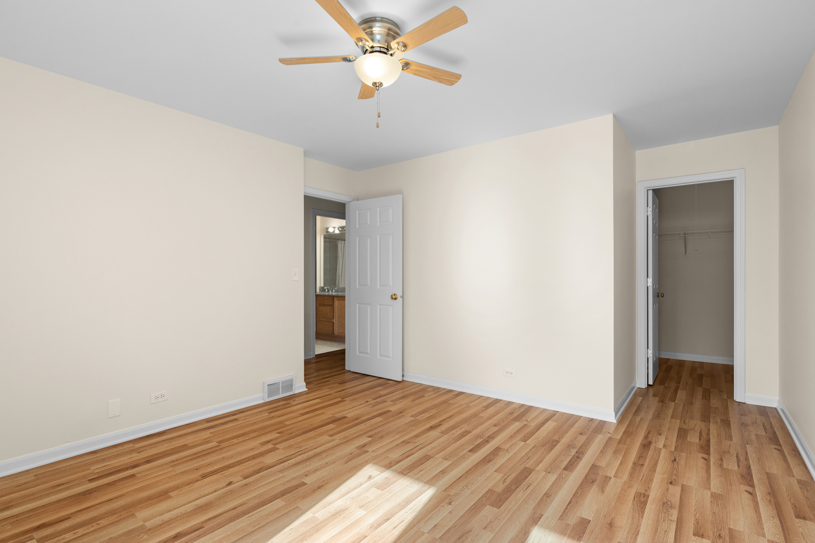 1723 Wildberry Drive #C, Glenview, IL 60025