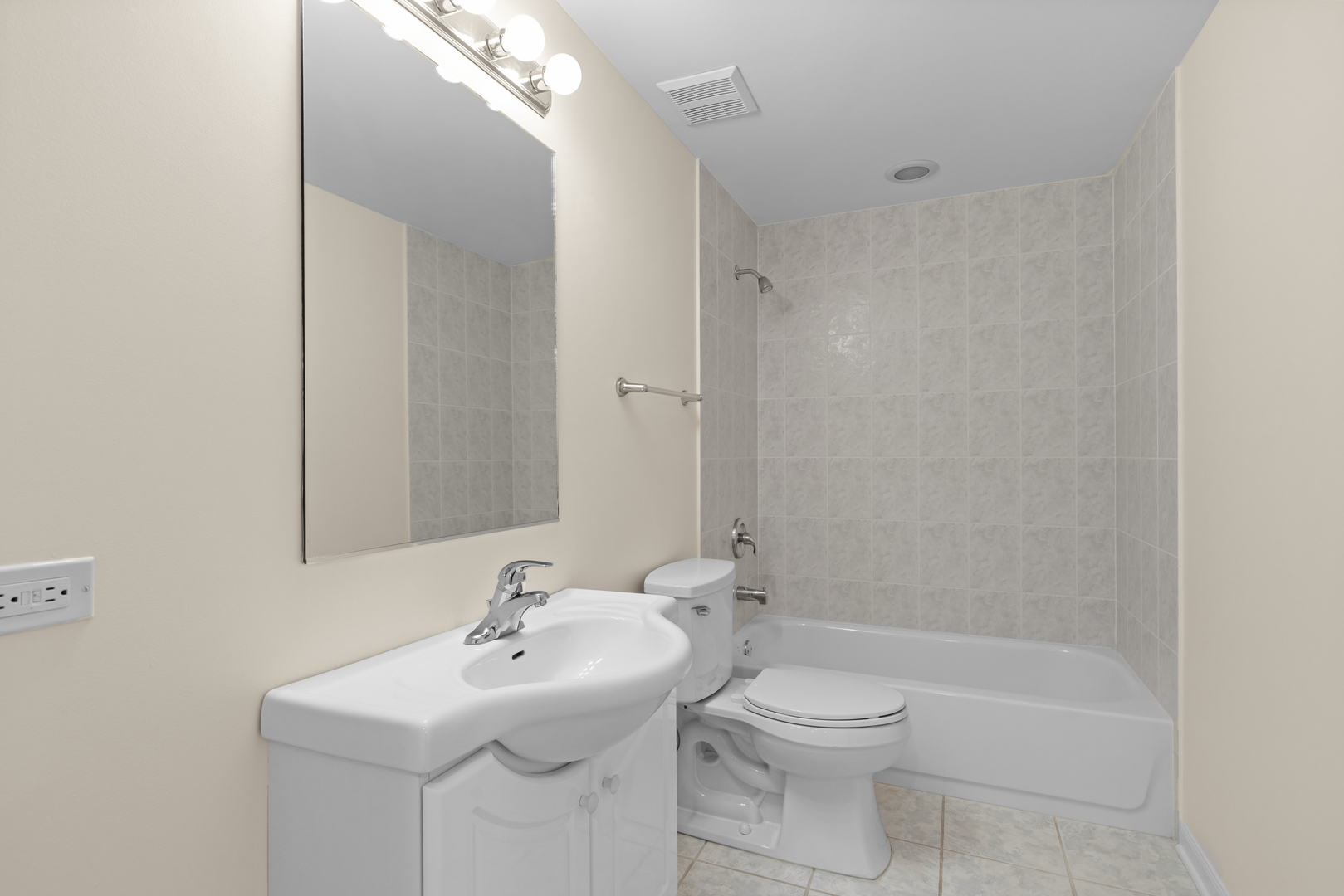 1723 Wildberry Drive #C, Glenview, IL 60025