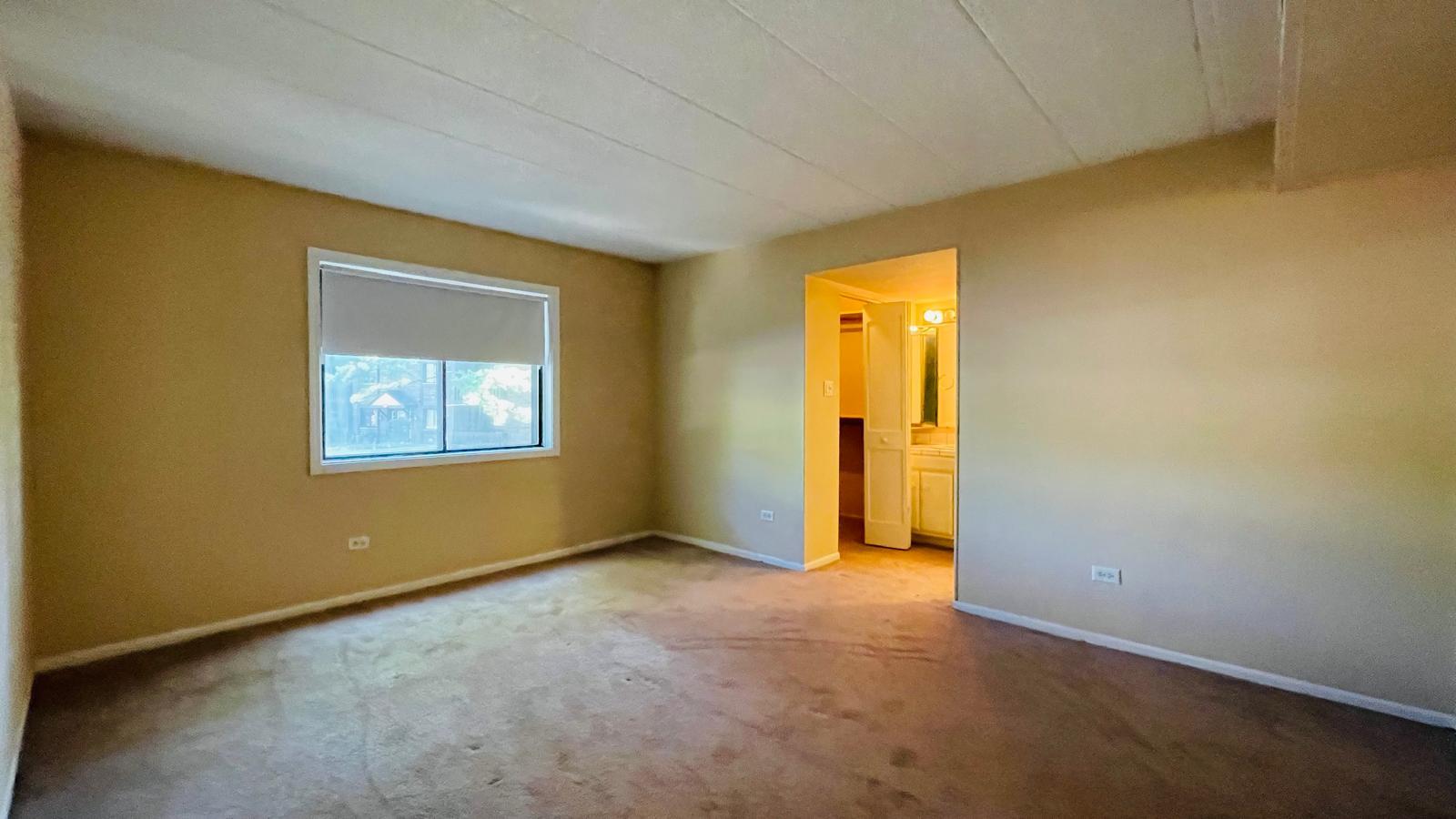 6015 Lakeside Place #101, Tinley Park, IL 60477