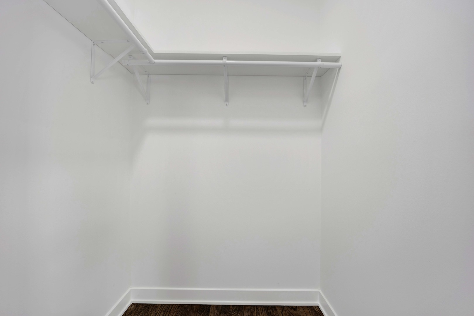 1047 N Saint Louis Avenue, Chicago, IL 60651