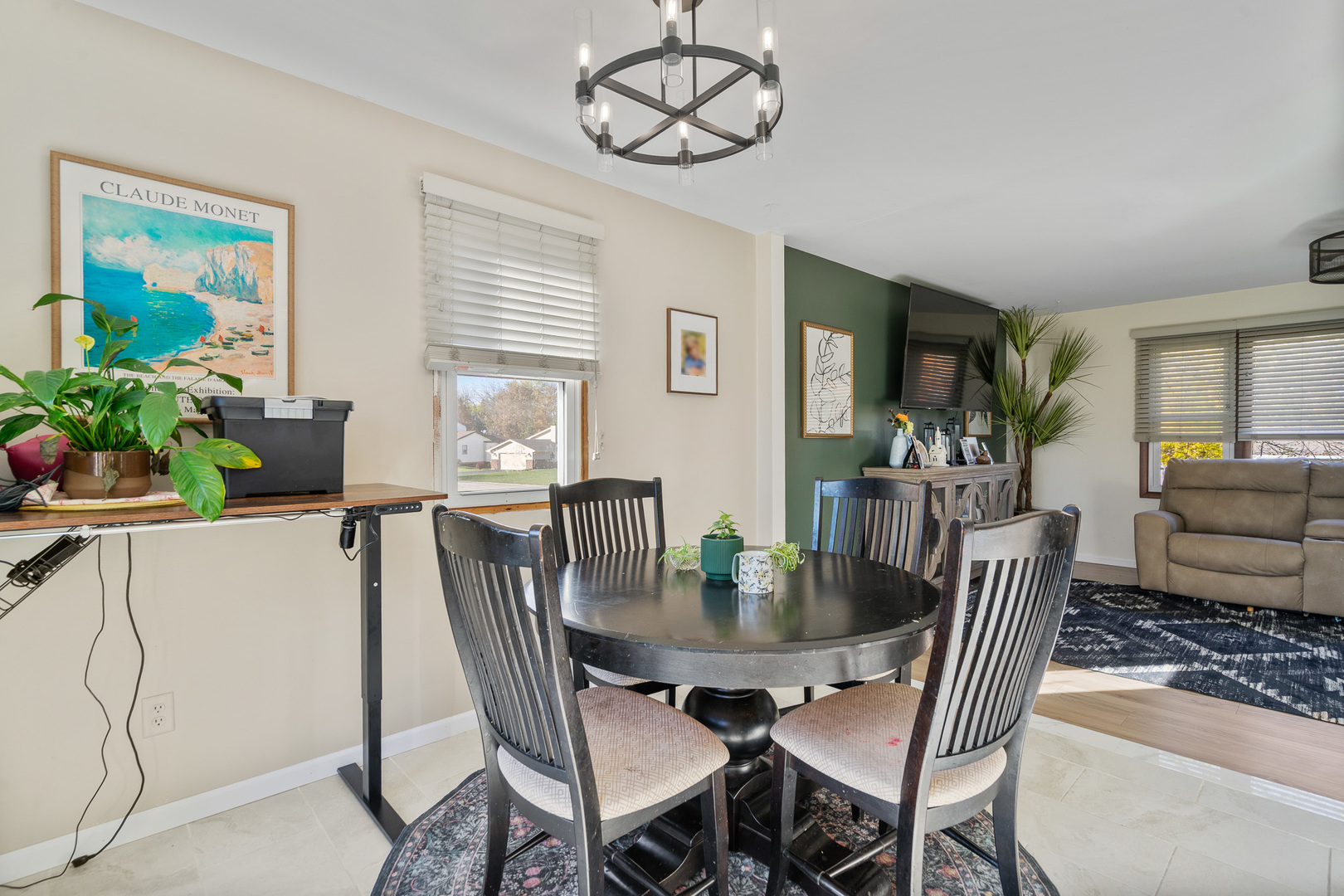 24333 S Valley Drive, Channahon, IL 60410