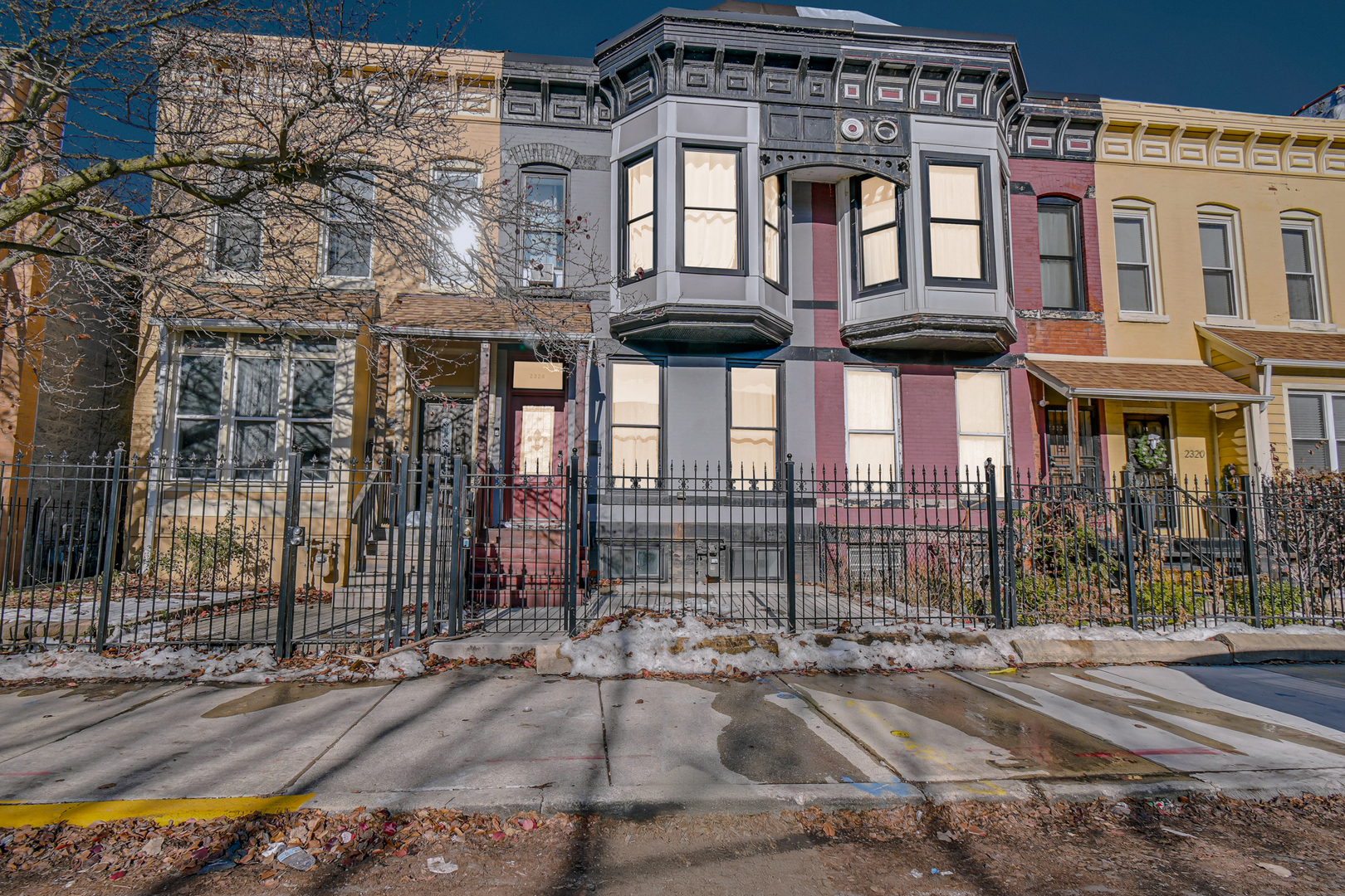 2324 W Warren Boulevard, Chicago, IL 60612
