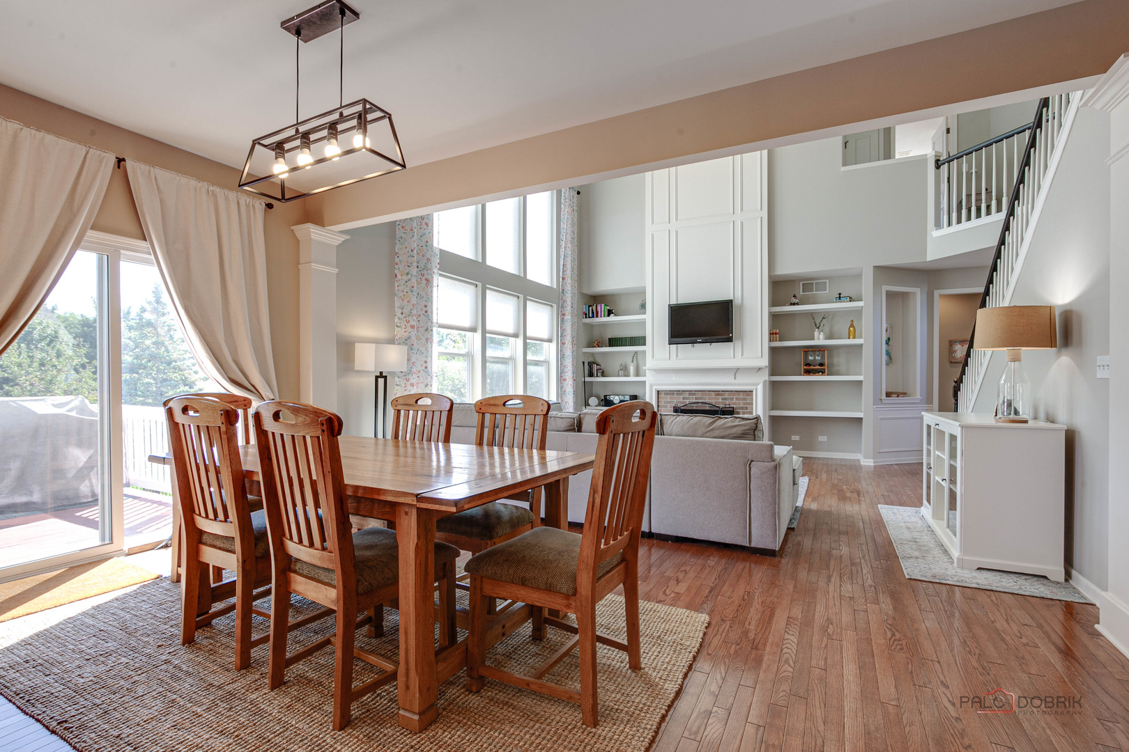 725 Porter Circle, Lindenhurst, IL 60046