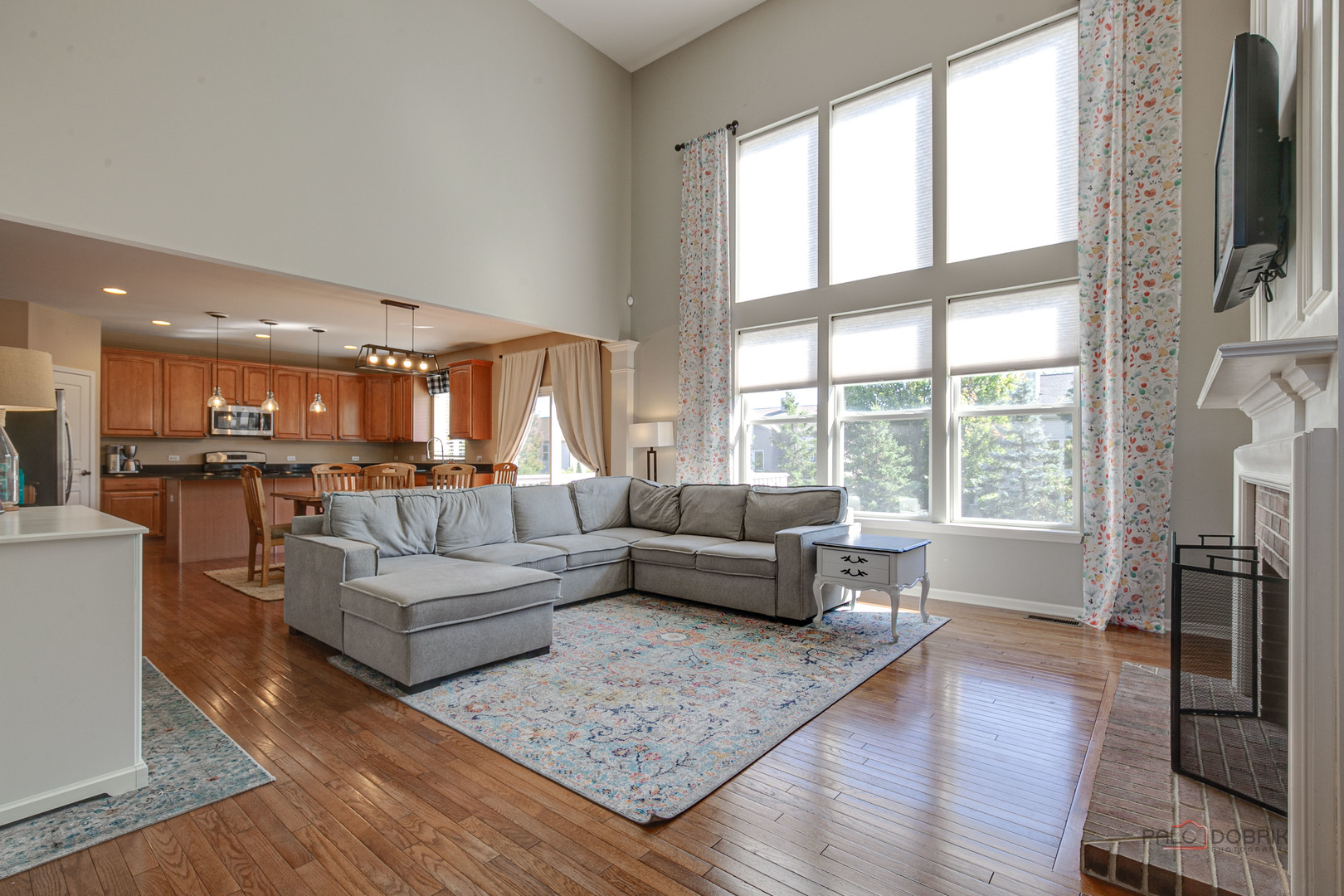 725 Porter Circle, Lindenhurst, IL 60046